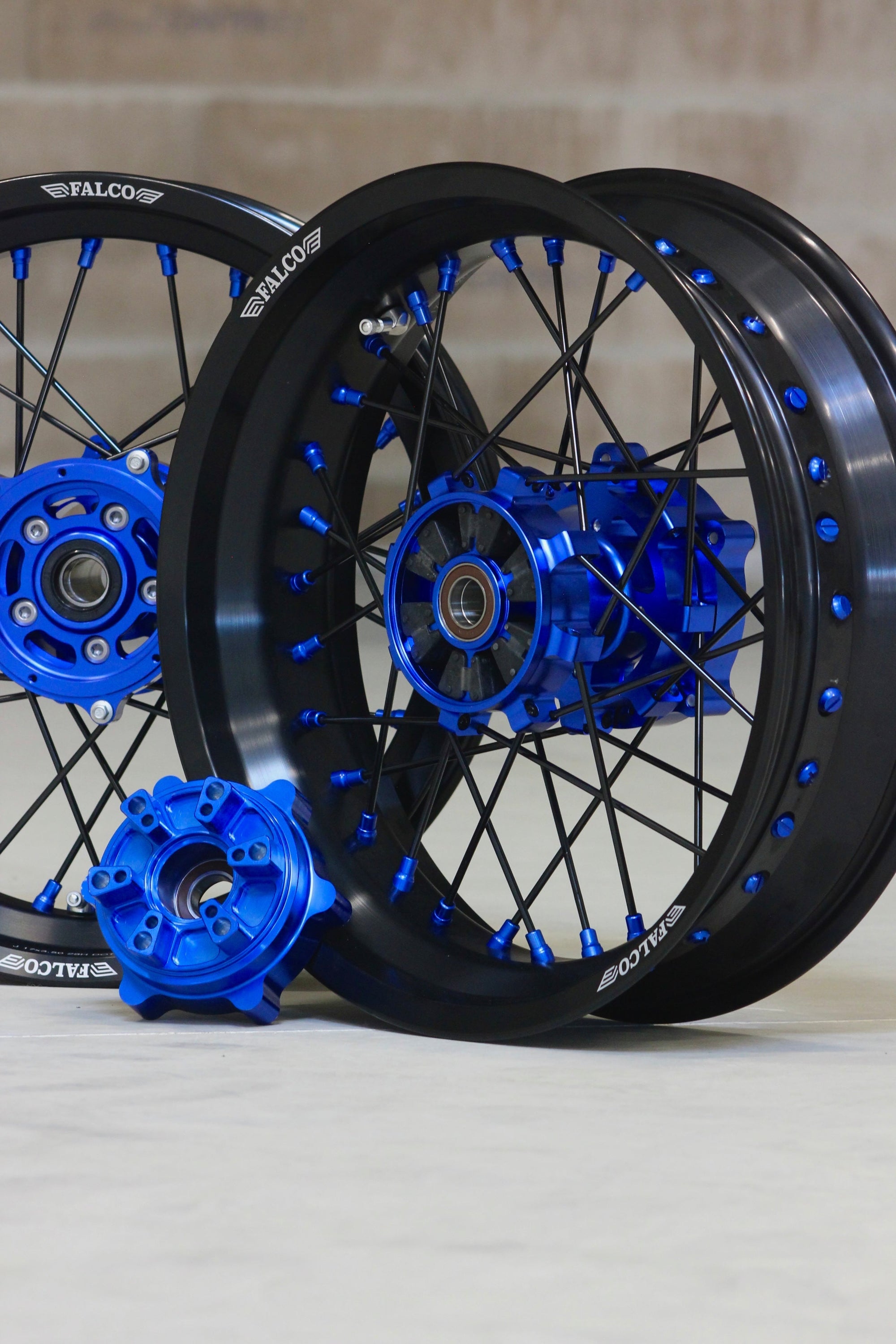 JANTES TUBELESS FALCO® 100% PERSONNALISABLES COMPATIBILITÉ AVEC DUCATI - Falco