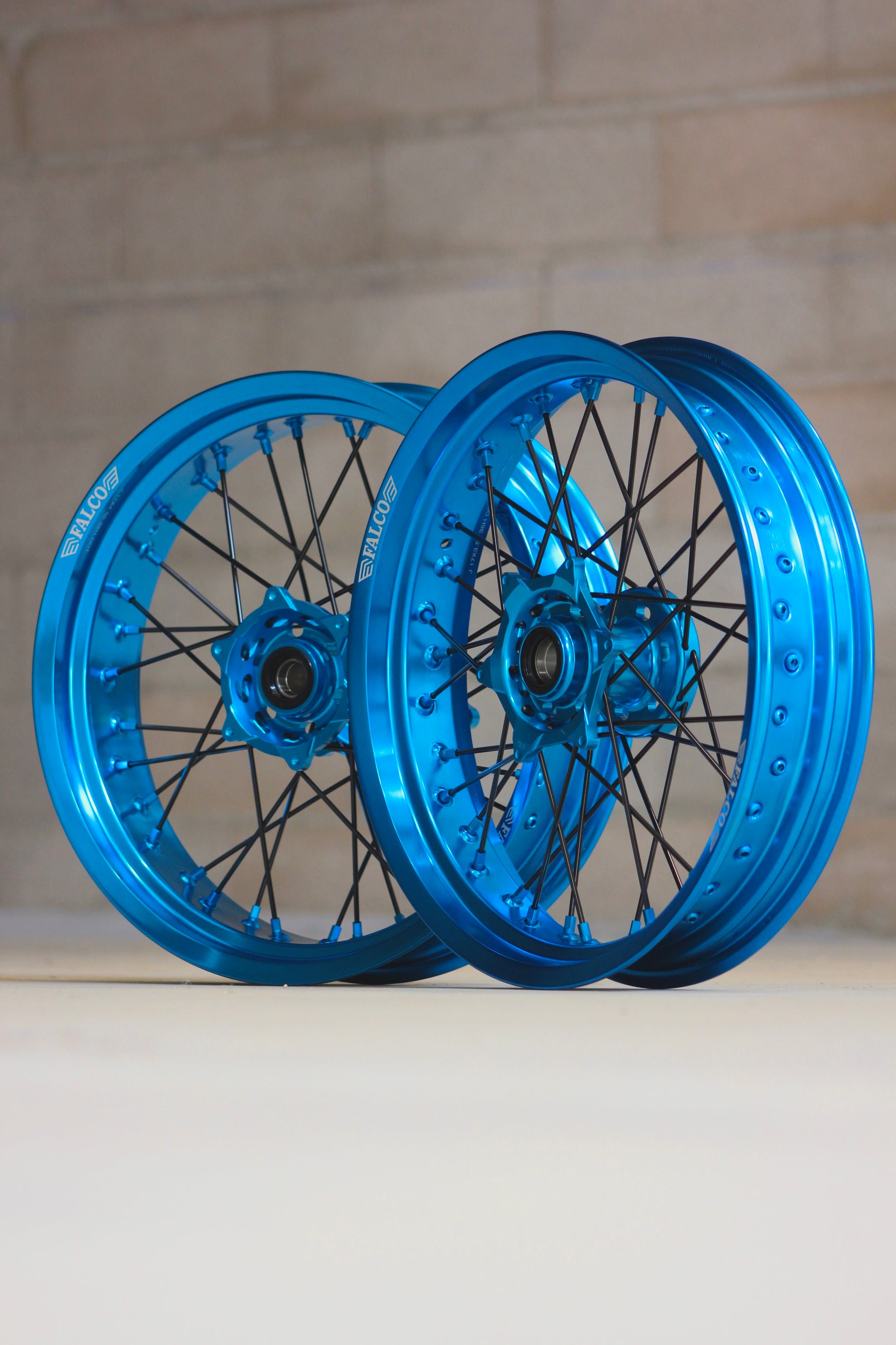 Jantes Supermotard 24H FALCO® compatibles KTM - Falco